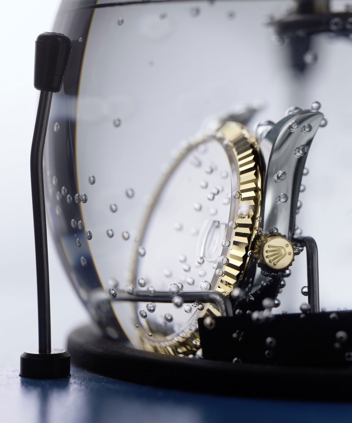 Rolex case assembly and waterproofness test